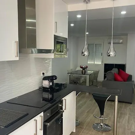 Moderno Apartamento En Elche Exterior photo
